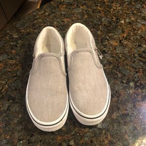 Vans for boy 6 years old